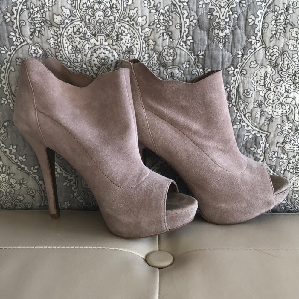 Steve Madden open toe heel bootie